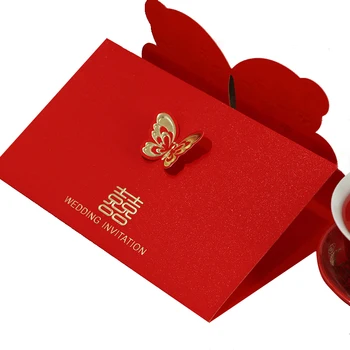 50pcs Raudona Drugelis Mazgas Vestuvių Pakvietimo Individualų Aukso Folija Spalvotas Spausdinimas Šalies Verslo kvietimai
