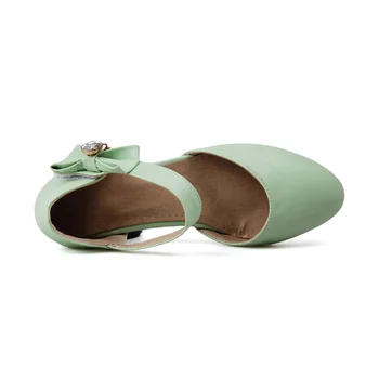 Korėjos saldus stilius patogus, suapvalinti tne vasaros sandalai mados zawalcowany kalnų krištolas svogūnai žalios spalvos; rožinė mažo kulno moterų batai