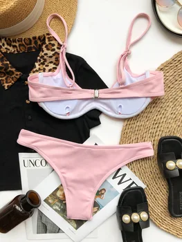 2021 Saldus ir Elegantiškas Candy Spalva Padalinta maudymosi kostiumėlį Moterų Bikini maudymosi kostiumėlį Bikini Komplektas Beach Paplūdimys Bikini