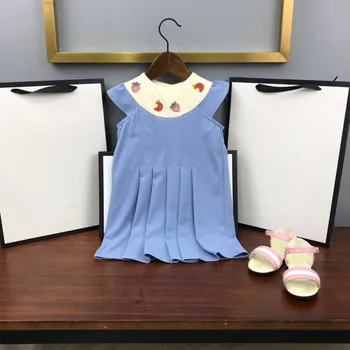 Aukštos klasės užsakymą iki 2021 m. vasarą merginos naujas berankovis vaisių siuvinėjimo suknelė mažas plaukioja rankovėmis suknelė