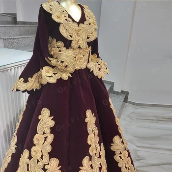 Ilgai Kosovo Caftan Vakaro Suknelės 2021 Arabų Dubajaus Moterų Aukso Nėrinių Oficialią Šalies Ponios Chalatai Vestidos De Novia Naujai