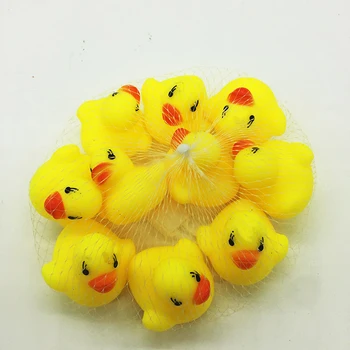 20PCS/maišelis Minkštas plastiko plaukimo antis žaislas Mielas geltonas ančiukas dizaino Kūdikio maudymosi baseinas mažų žaislų, Kūdikio patenka į meilės su vonia