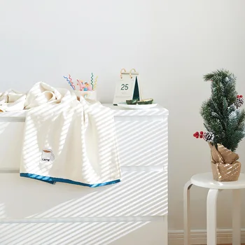 25*35cm EnkeliBB Vaikai Maži Rankšluostį Graži Balta siuvinėjimo Rankšluosčiai, pagaminti iš Medvilnės Vienaragis Tortas Tamsiai Modelis