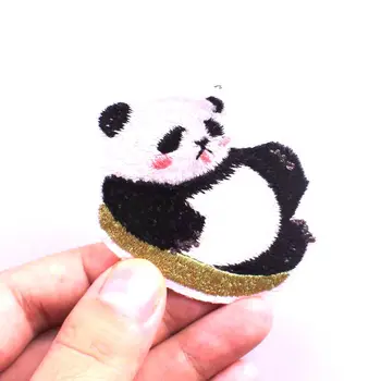 Panda Dydis:6.2x4.7cm Pleistras Ženklelis Išsiuvinėti Mielas Emblemos Hipių Geležies Vaikams, Cartoon Drabužių Appliques Lipdukai