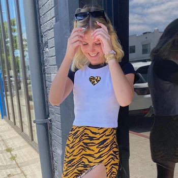 Waatfaak Leopardas Spausdinti Širdyje, White Tee Marškinėliai Moterims Atsitiktinis Gatvės Harajuku Pasėlių Top Marškinėliai Derliaus Vasarą Apvalios Kaklo Juokinga
