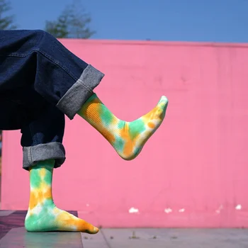 Vyrų ir moterų kojinės vientisos spalvos tie dažai kojinės gatvės tendencija high-top banga medvilnės kojinės krepšinio vyrų kojinės riedlentė kojinės