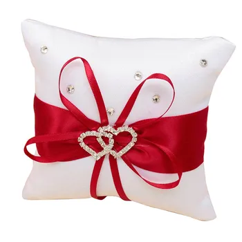 Žiedas pagalvę, vestuvių Žiedas pagalvė su satino juostelės raudona + balta 10 cm x 10 cm