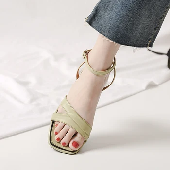 Vasaros 2021 moterų aukšto obcasie sandalai su plonais dirželiais, stori kulnai, aikštėje kojų, didelis dydis 41-42 elegantiški moteriški bateliai